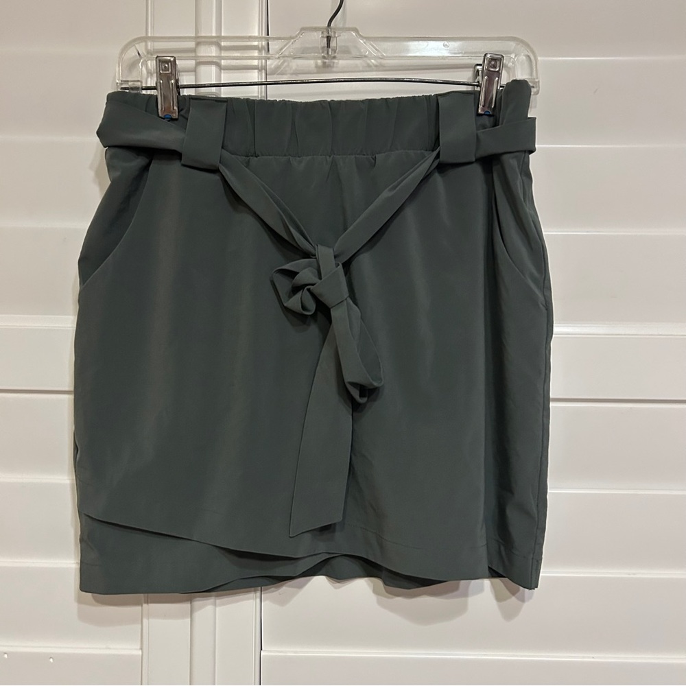 Athleta Active skirt with Tie Detail Olive Green Size Small - Picture 2 of 5